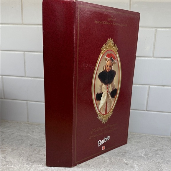 Vintage Barbie: Hallmark Special Edition Holiday Memories Barbie Doll. New! - Picture 4 of 6